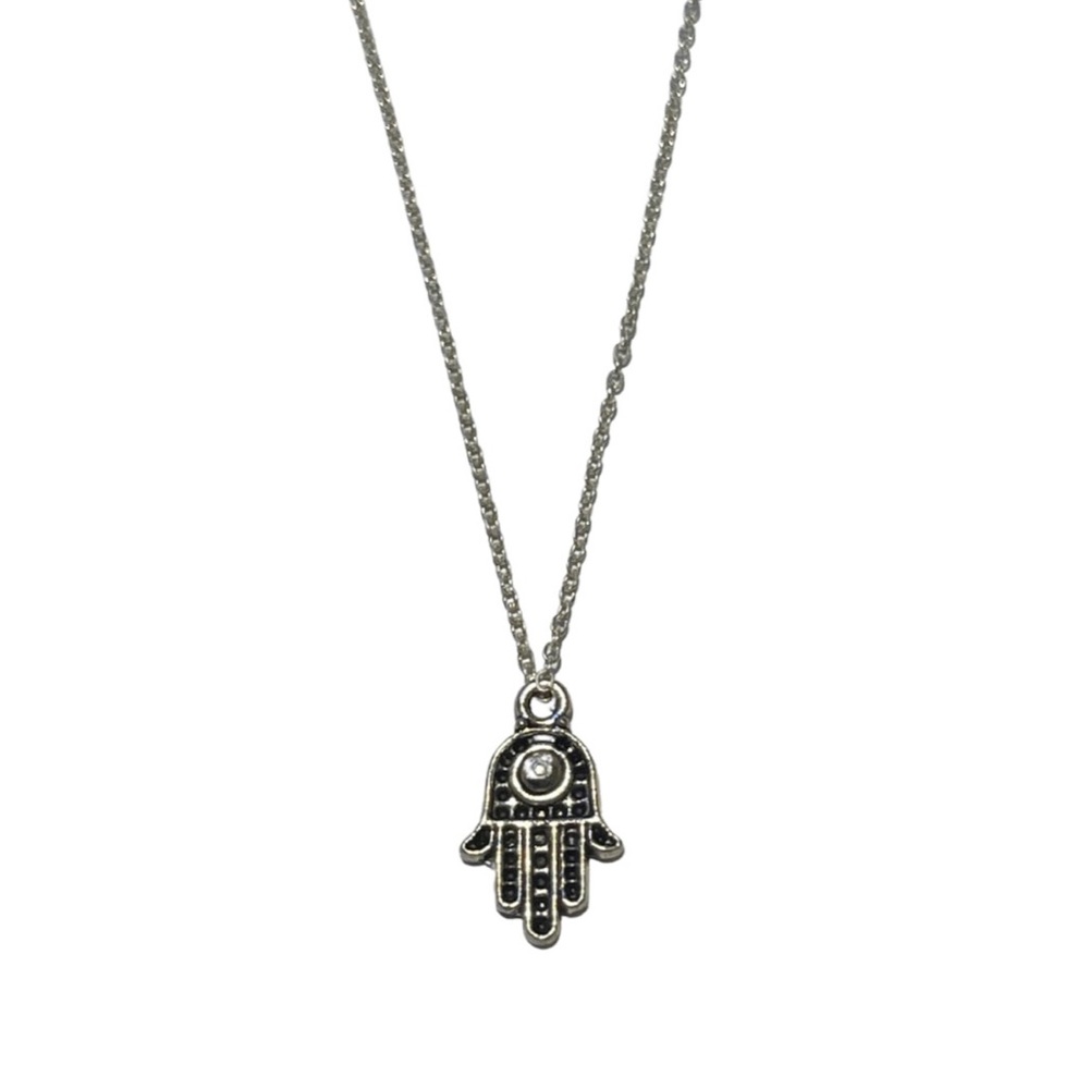 SMALL SILVER KHAMSA NECKLACE